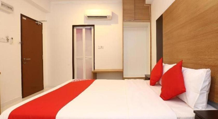 Oyo 89888 Dz Residence Guest House Kota Bharu Dış mekan fotoğraf